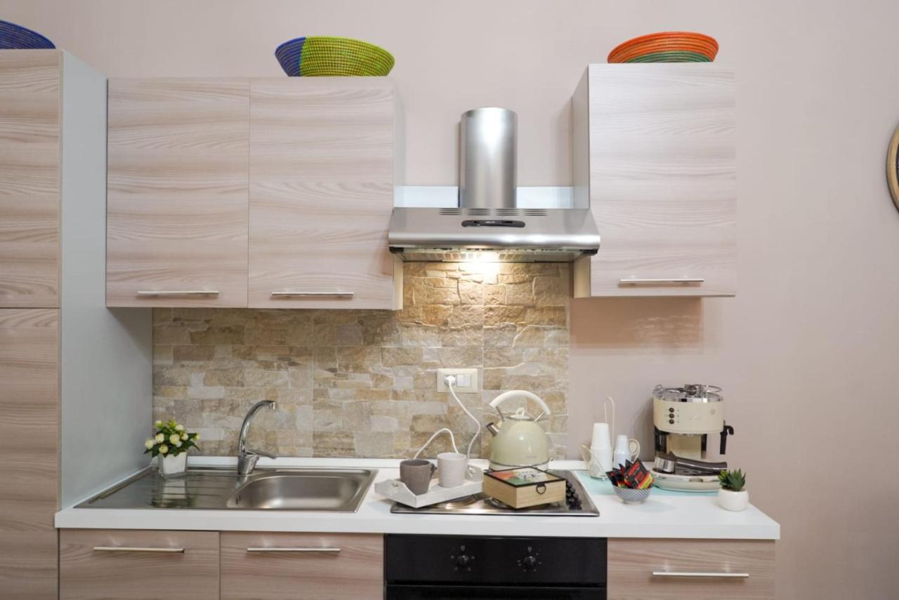 La Mimosa B&B Napoli Bagian luar foto